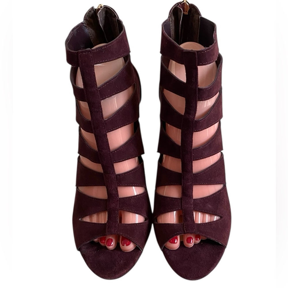 Saks fifth Avenue suede Florynce heels
